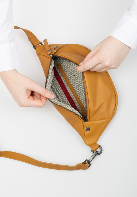Hot Sale Custom PU Leather Shoulder Bags Women Handbags - China Replica  Online Store and Designer Bag price | Made-in-China.com